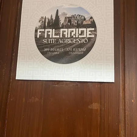 Falaride Discesa Sulla Valle Di Oro *