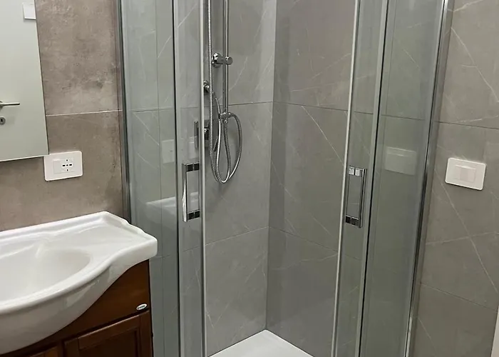 Falaride Discesa Sulla Valle Di Oro *